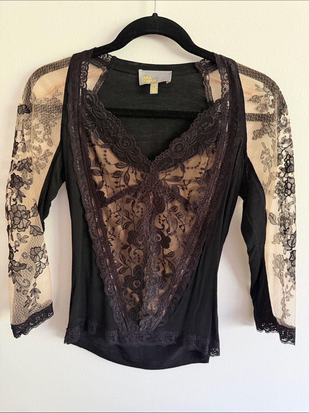 Linea Domani Black Lace Inset 3/4 Sleeve Top M